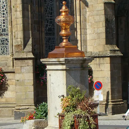 La Cour Des Trois Rois 2