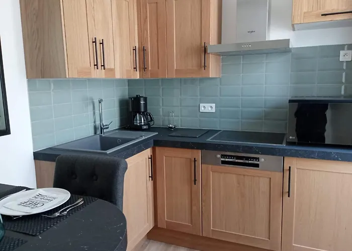 La Cour Des Trois Rois 2