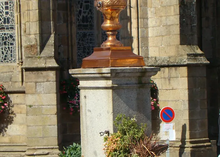 La Cour Des Trois Rois 2